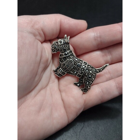 Silver tone terrier dog brooch - Picture 1 of 7